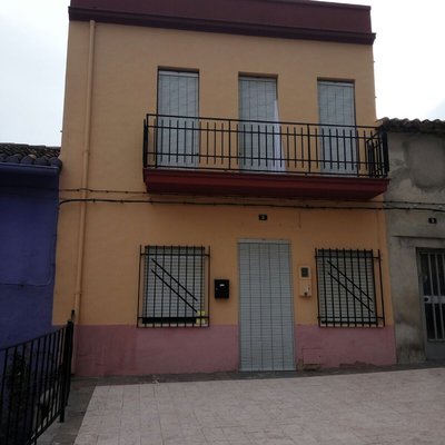 CASA DE PUEBLO EN RAFOL