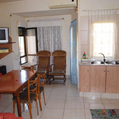 WARM FLAT NEAR OF PASEO CERVANTES