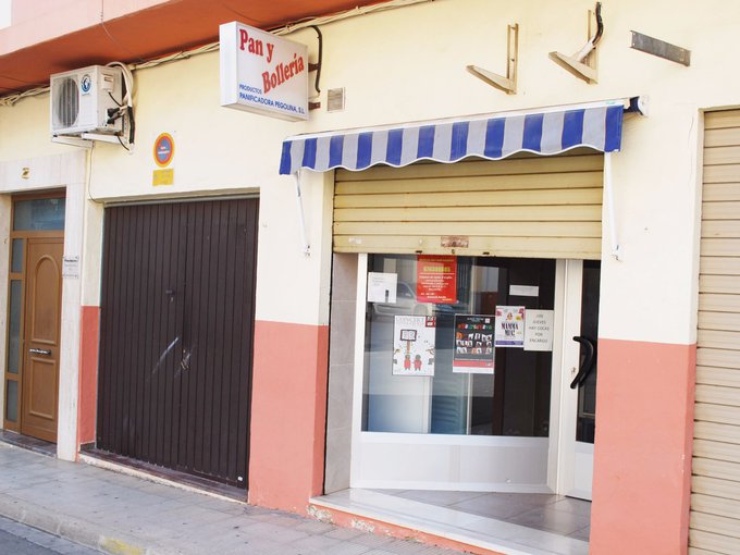 LOCAL COMERCIAL EN PEGO