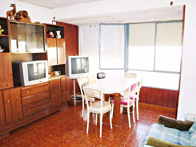 FLAT IN PEGO