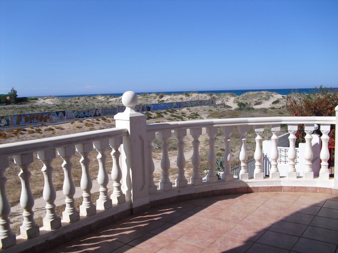 Casa en San Fernando, playa de Oliva